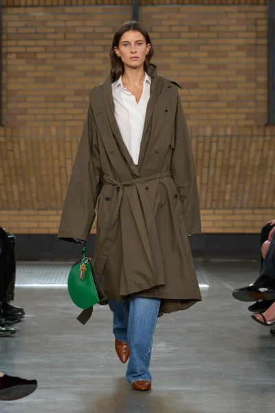 Look 51